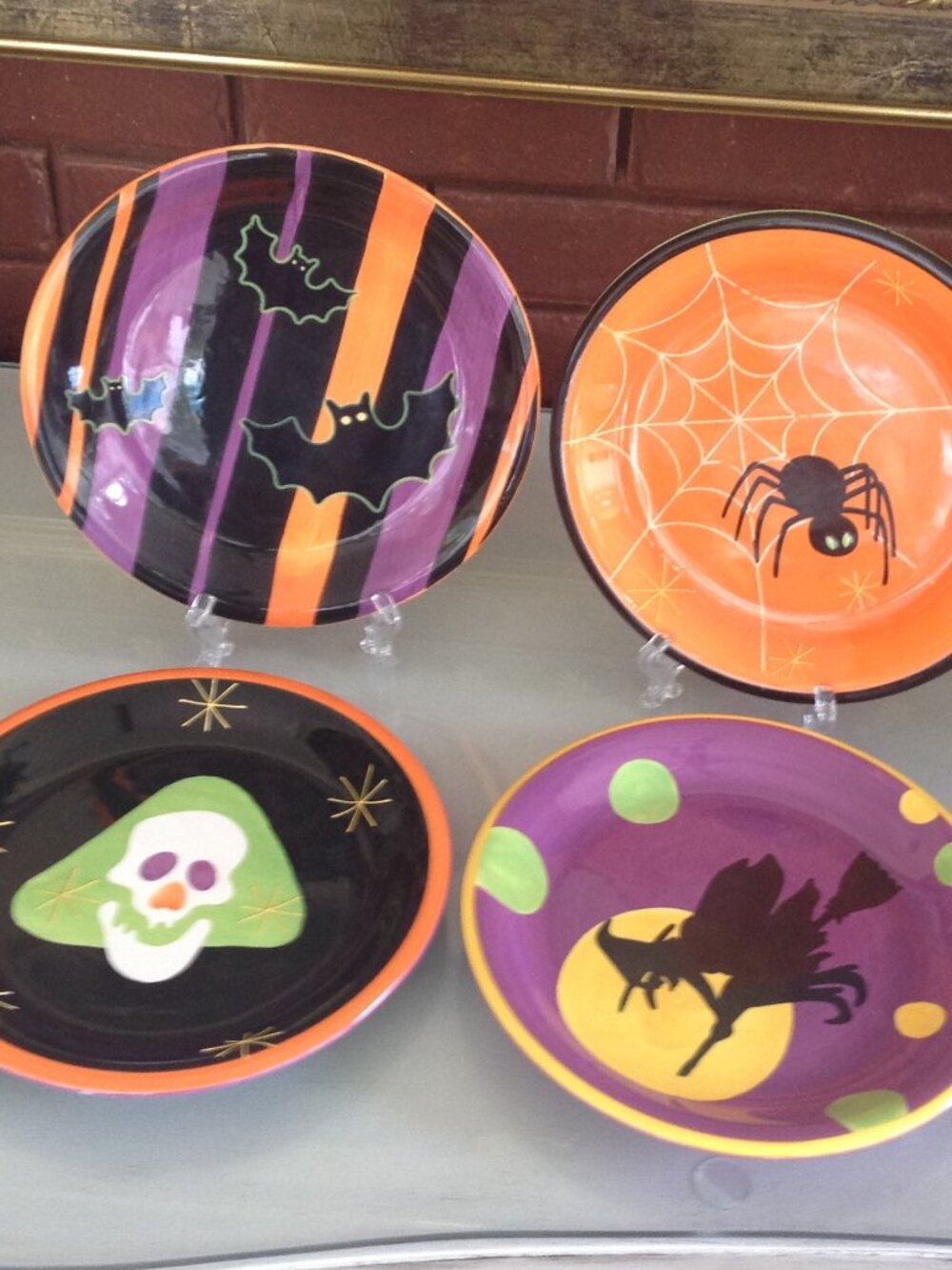 Set of 4 Halloween Plates 8.5"